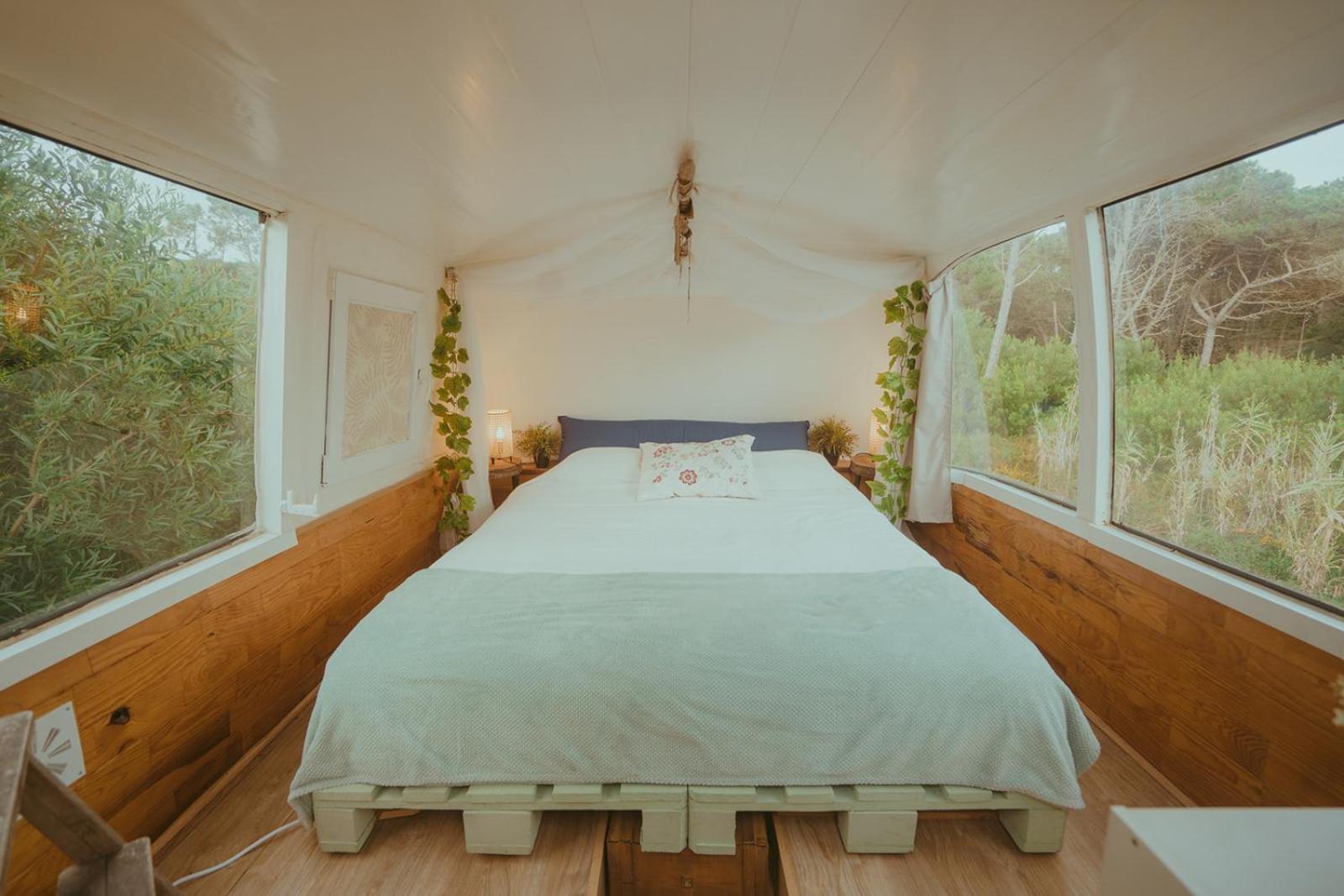 The Amazing Inacio Bus Converted Home Синтра Екстериор снимка