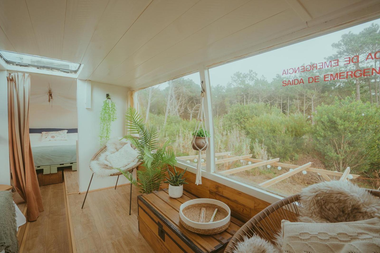 The Amazing Inacio Bus Converted Home Синтра Екстериор снимка