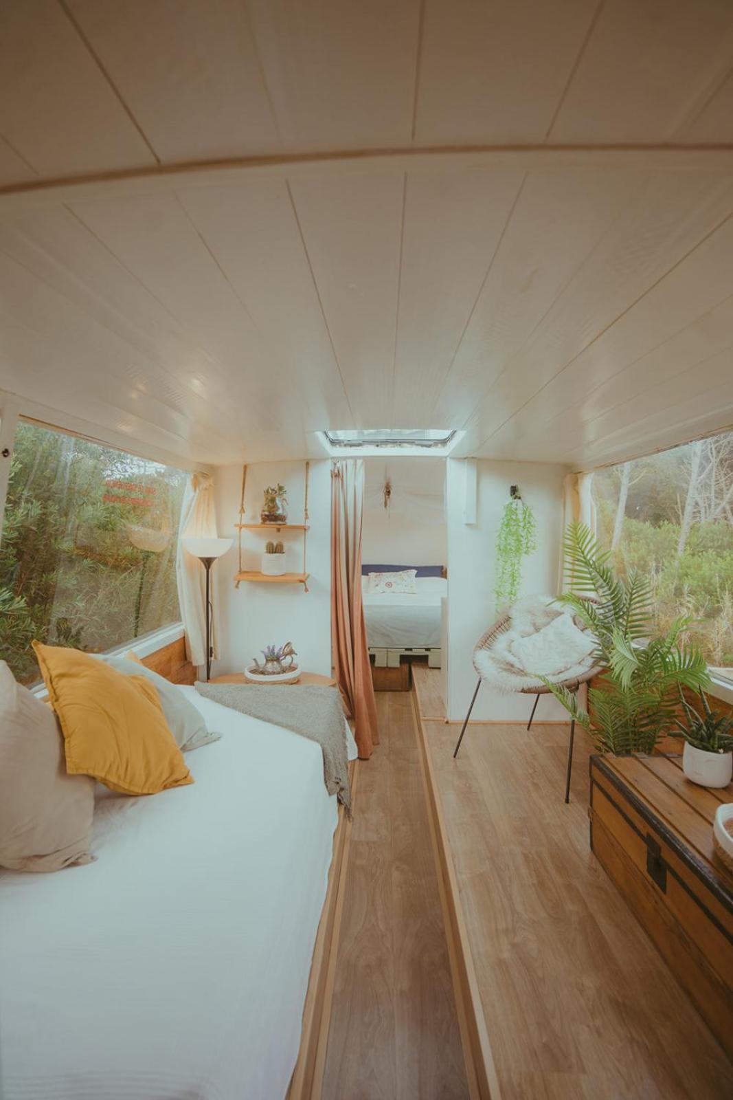 The Amazing Inacio Bus Converted Home Синтра Екстериор снимка