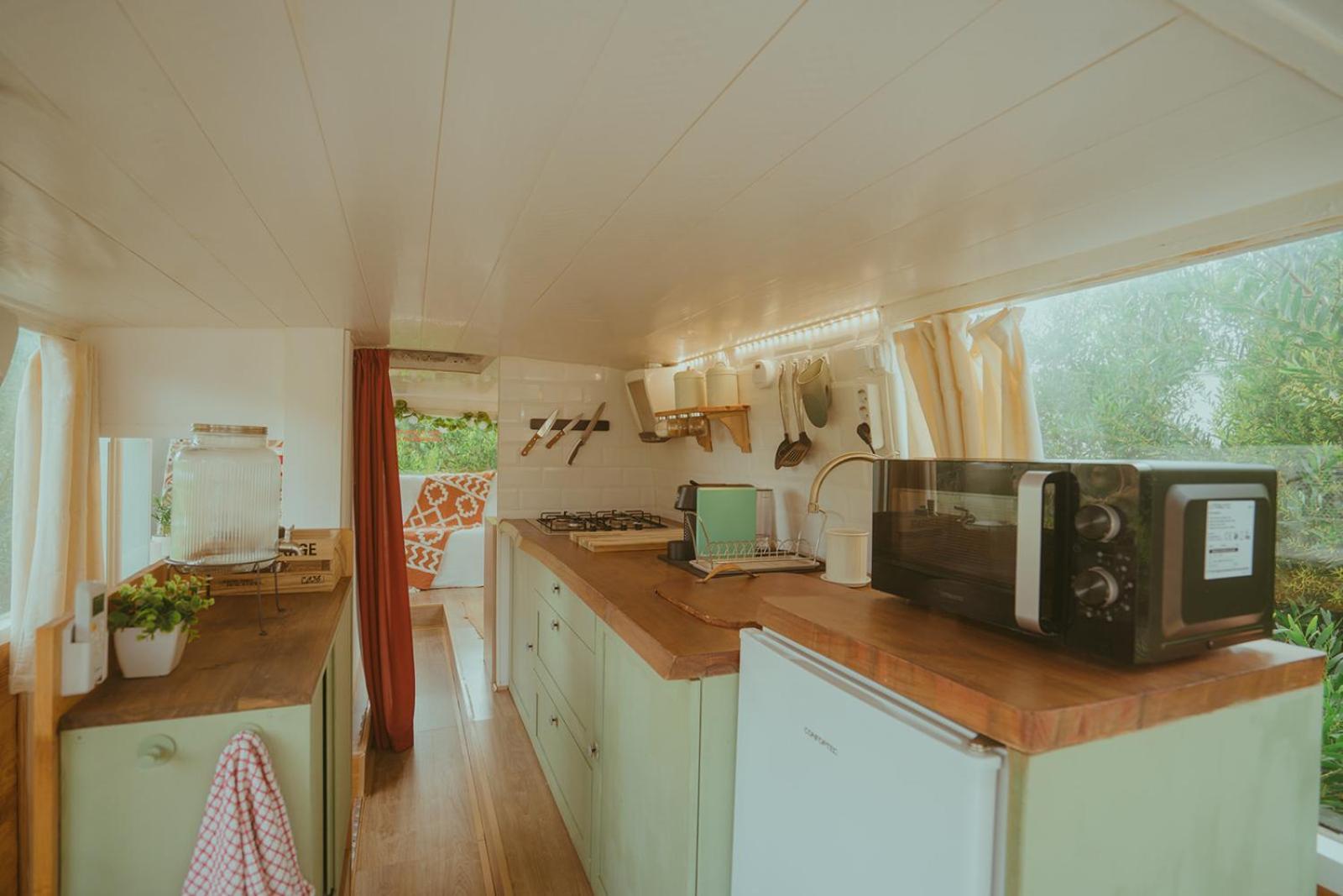 The Amazing Inacio Bus Converted Home Синтра Екстериор снимка