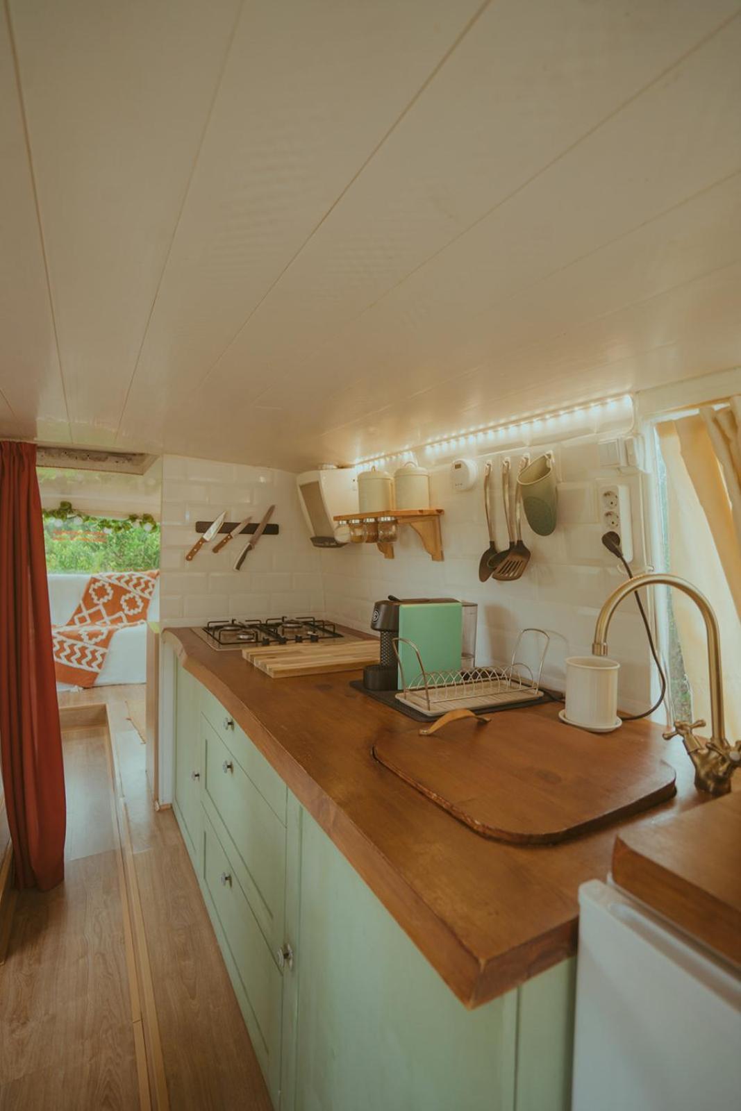 The Amazing Inacio Bus Converted Home Синтра Екстериор снимка